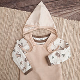 Pointed Cap - Striped Light Beige