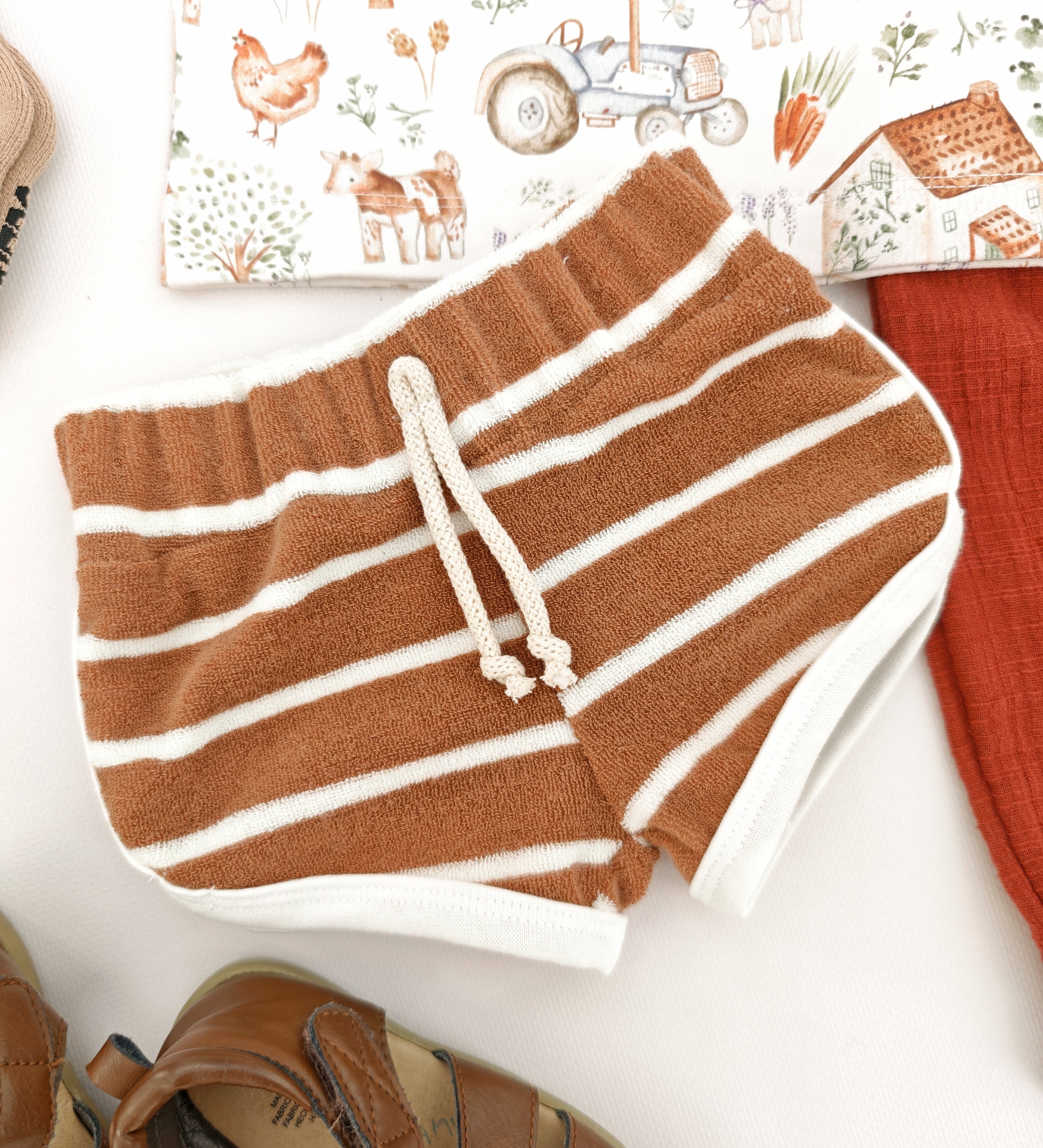Retro Shorties | Frottee Streifen Braun