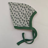 Pointed cap, various sizes